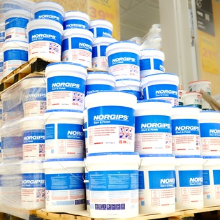 DSC09945.jpg, Start & Finish compound available at Castorama and Bricoman stores